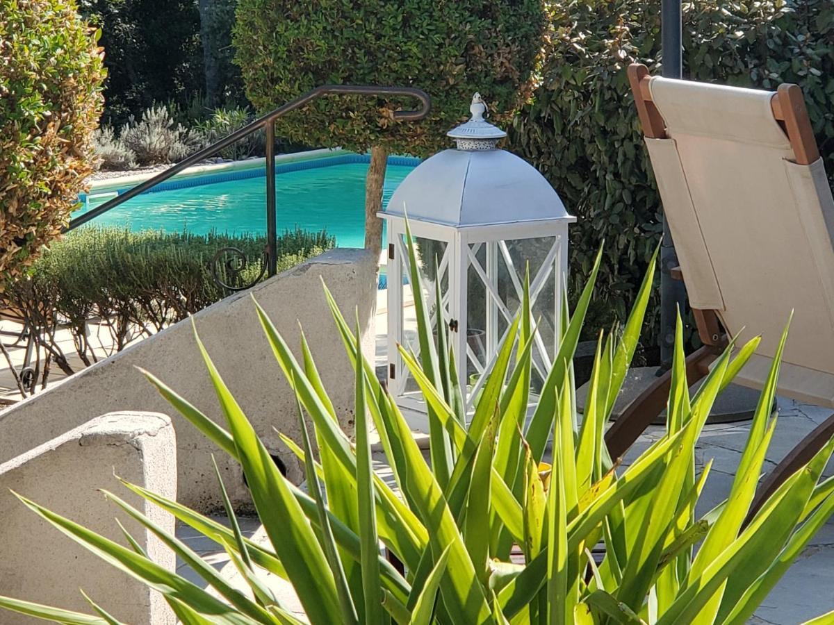La Fontaine Au Loup Hotel Saint-Maurice-sur-Eygues ภายนอก รูปภาพ