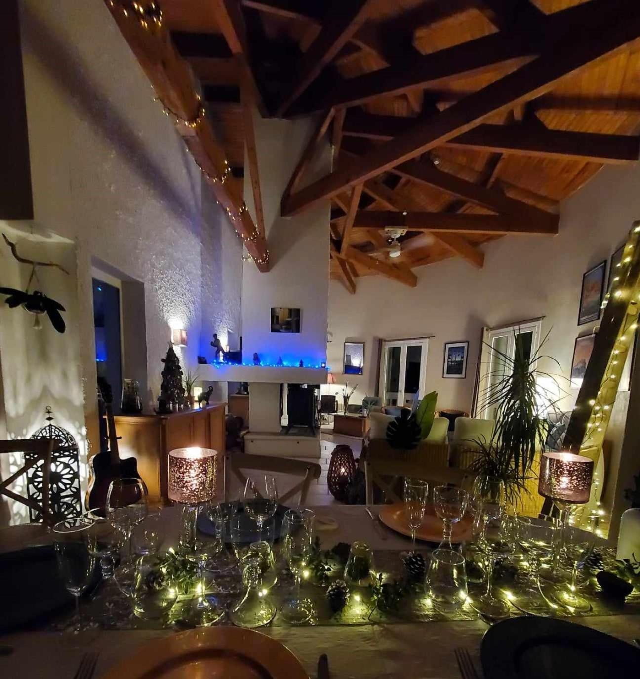La Fontaine Au Loup Hotel Saint-Maurice-sur-Eygues ภายนอก รูปภาพ