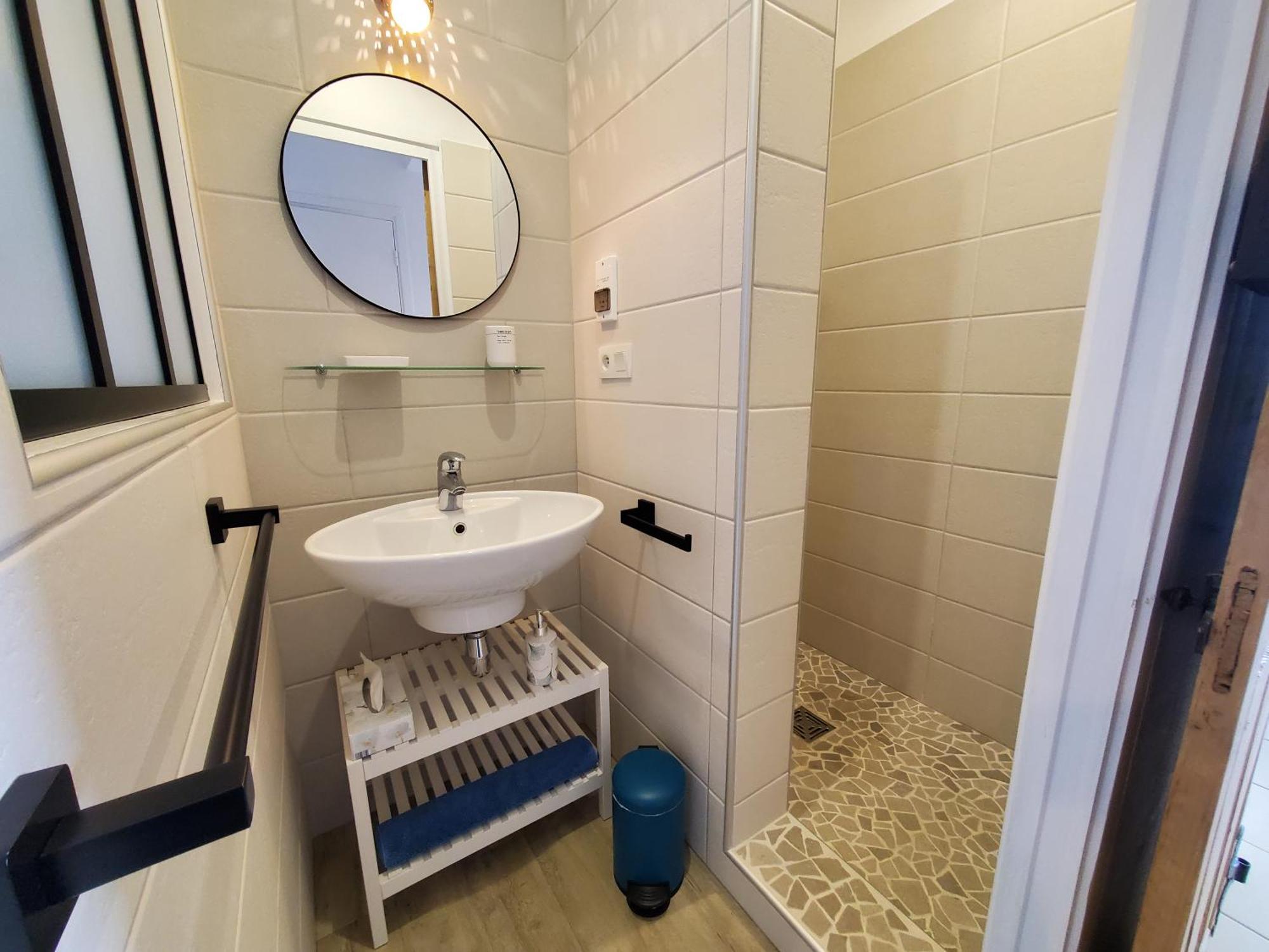 La Fontaine Au Loup Hotel Saint-Maurice-sur-Eygues ภายนอก รูปภาพ