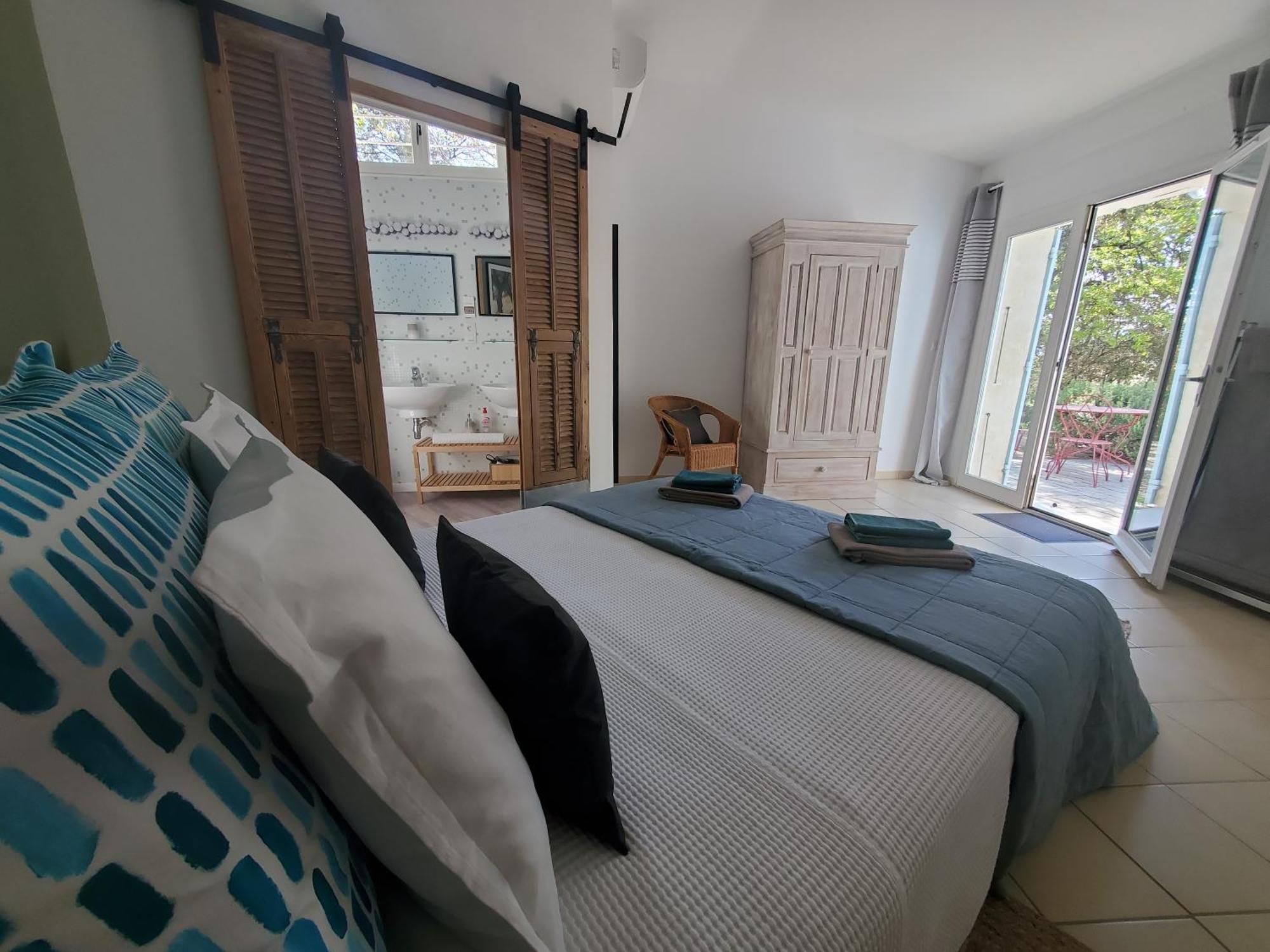 La Fontaine Au Loup Hotel Saint-Maurice-sur-Eygues ภายนอก รูปภาพ